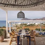 Milos Breeze Boutique Pollonia