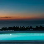Milos Breeze Boutique Hotel