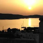 Milos Breeze Boutique Hotel 4*