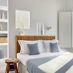 Hotel Milos Breeze Boutique 4*