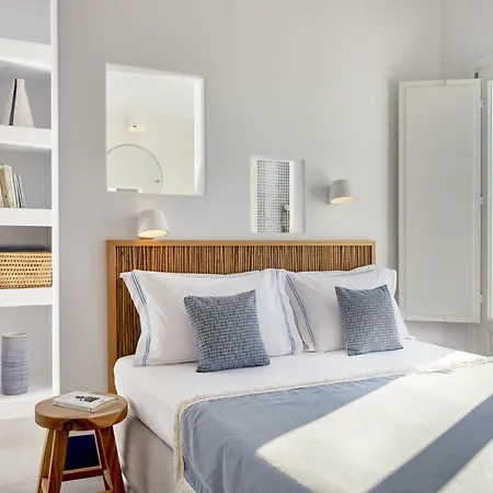 فندق Milos Breeze Boutique 4*