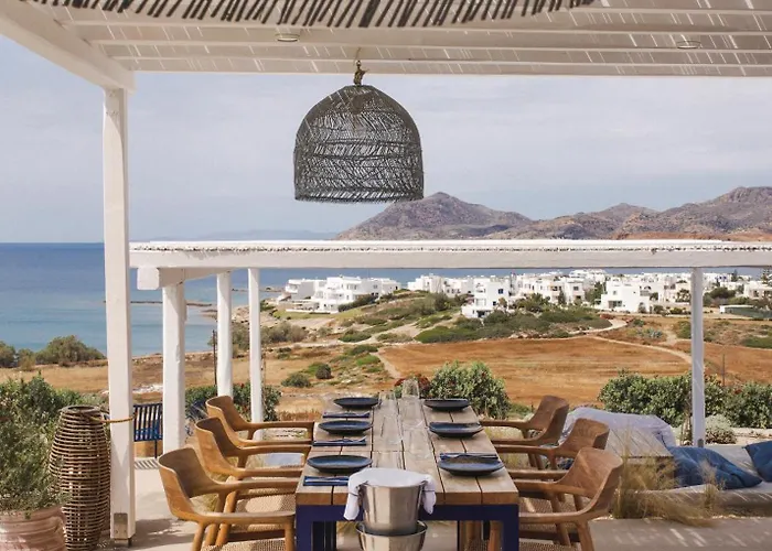 Milos Breeze Boutique Pollonia