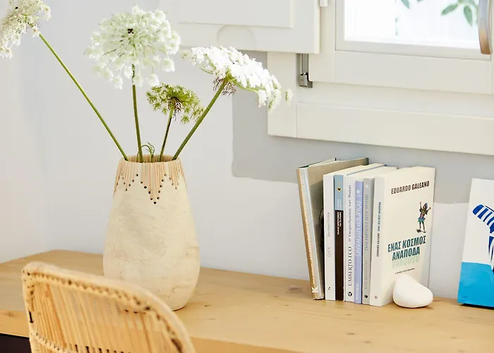 Milos Breeze Boutique 4* ポロニア