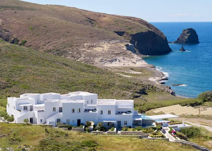 Milos Breeze Boutique ホテル 4*