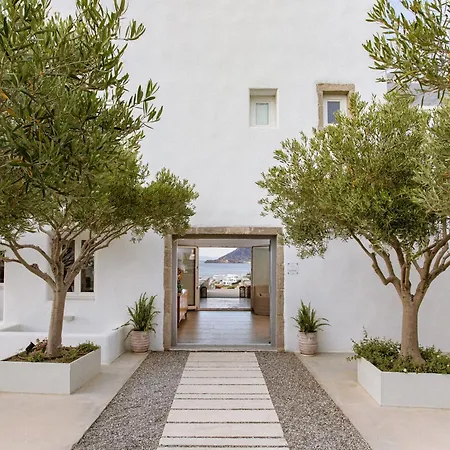 Hotel Milos Breeze Boutique 4*