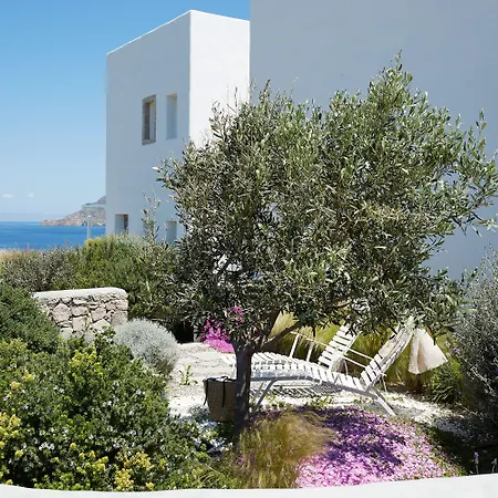 Hotel Milos Breeze Boutique 4*