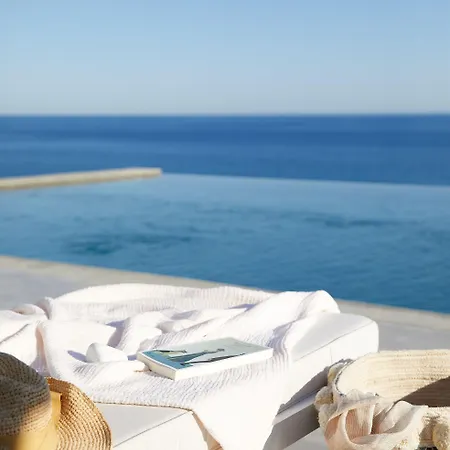 Milos Breeze Boutique Hotel 4*