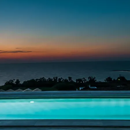 Milos Breeze Boutique Hotel 4*