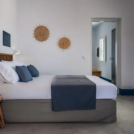 Hotel Milos Breeze Boutique 4*