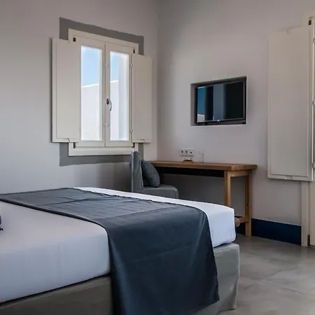 Milos Breeze Boutique 4*