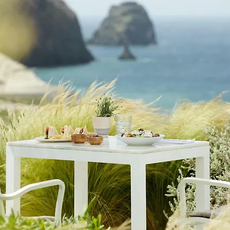 Milos Breeze Boutique