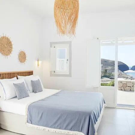 Milos Breeze Boutique Pollonia