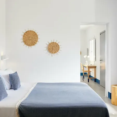 Milos Breeze Boutique 4*