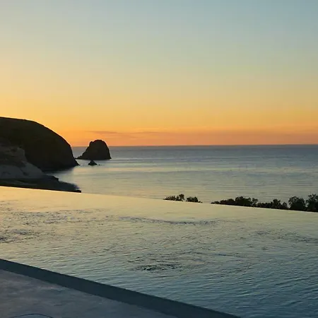 Milos Breeze Boutique