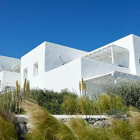 Milos Breeze Boutique Pollonia