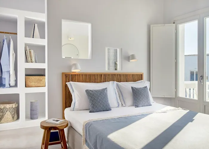 Hotel Milos Breeze Boutique 4*