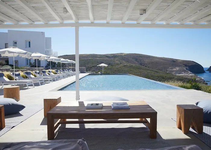 Milos Breeze Boutique Hotel